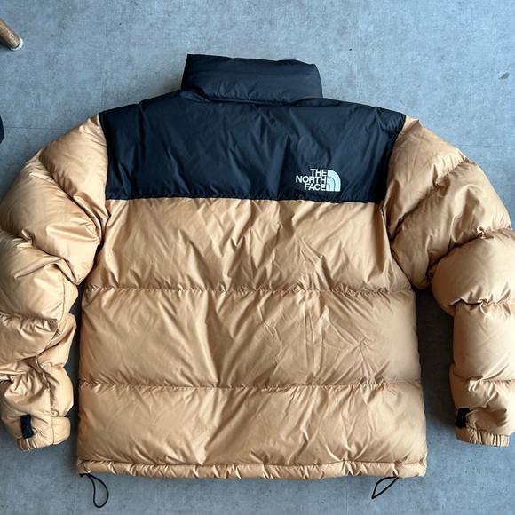 The North Face Men's Retro 1996 Nuptse, medium, Almond butter - Picture 5 of 8